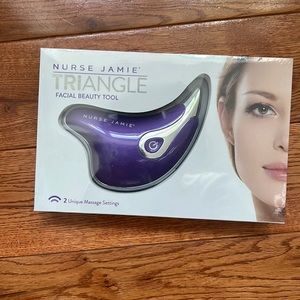 Nurse Jamie Triangle facial beauty tool gua sha